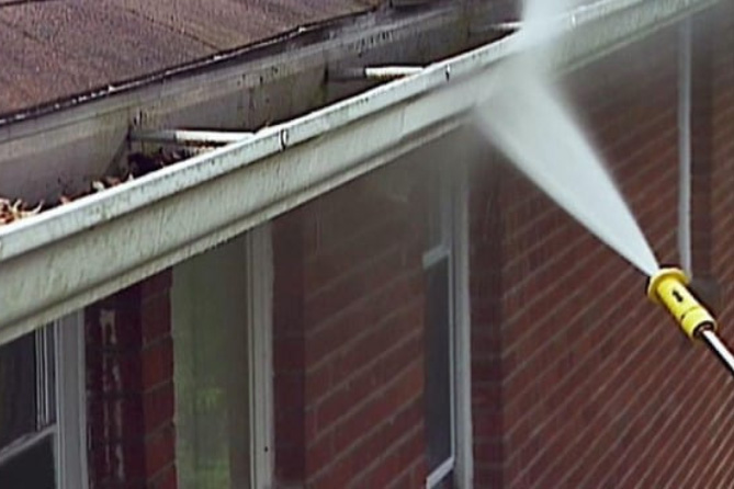 gutter cleaning tool